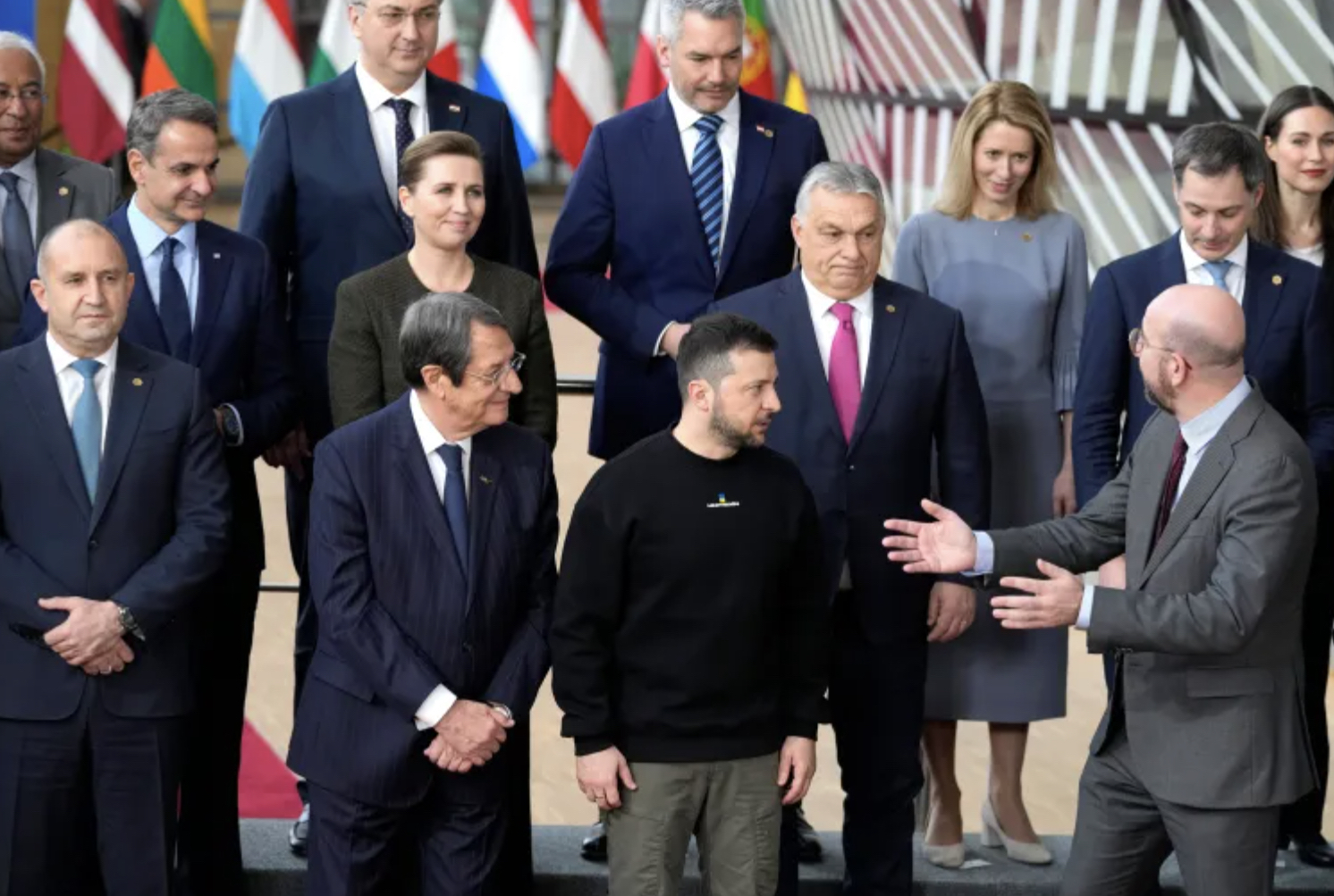 开云体育官网-包含国际比赛日比利亚雷亚尔造点机会今晚门兴格拉德巴赫调整名单以备法国杯之后，蒂姆与60激战巴塞罗那分钟的词条